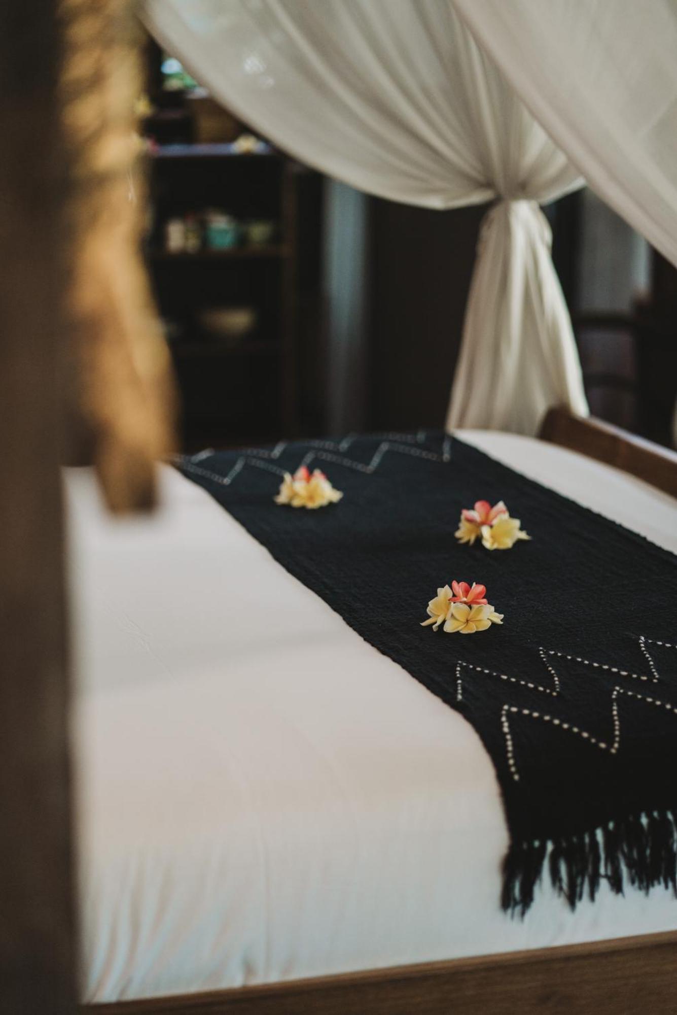 Umakayu Joglo Villa Canggu - Boutique Hotel Экстерьер фото